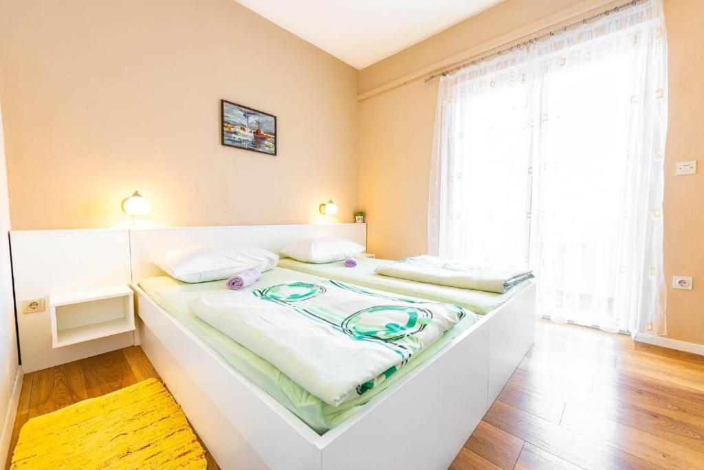 Apartments Niko 노바야 외부 사진