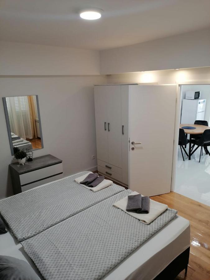 Apartments Niko 노바야 외부 사진